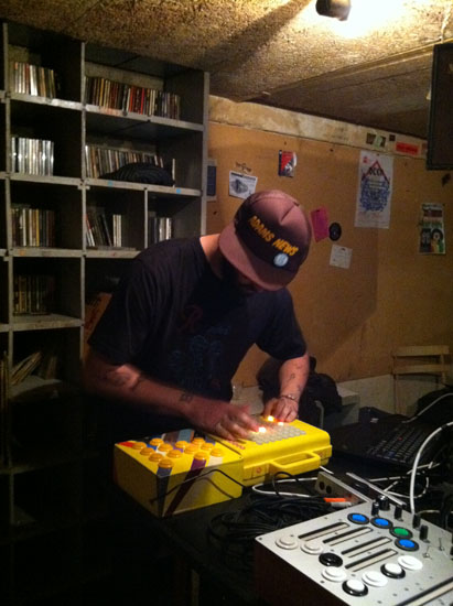 648 DFM radio