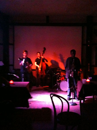 11-09-09_Miami-FL_Fe#C0058